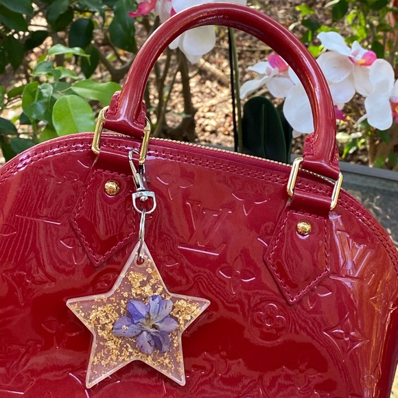 Floral Star Shaped Purple Flower Gold Flake Keychain Resin Art - Picture 13 of 13